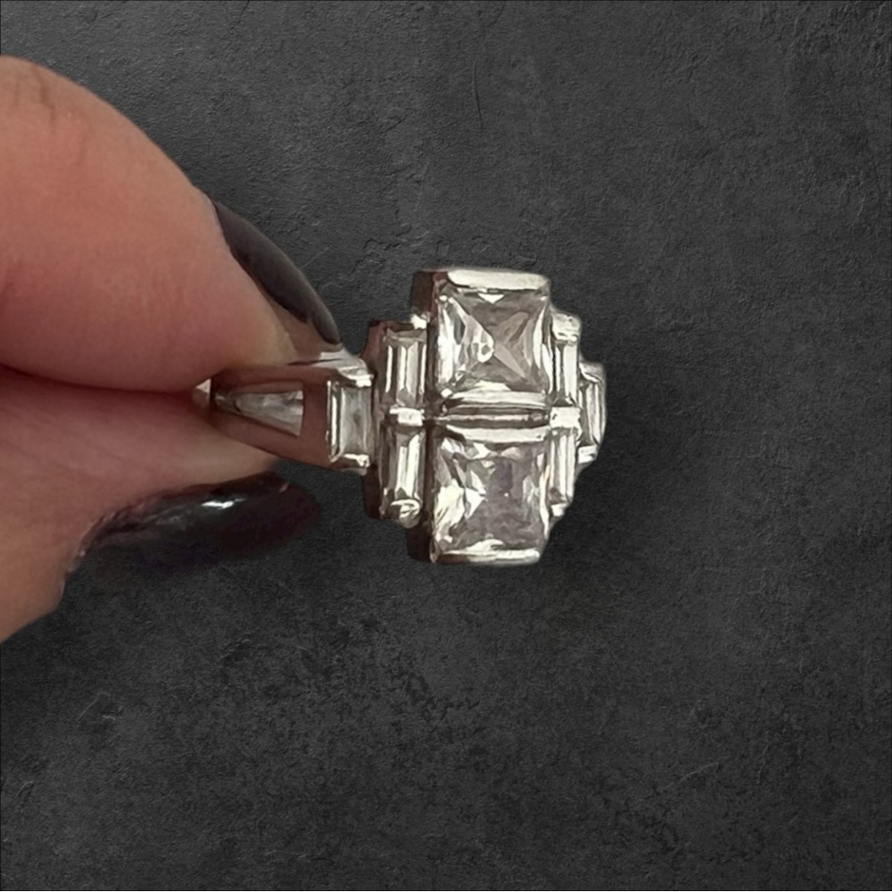 Sterling Silver Cubic Zirconia Step-Cut Ring - White